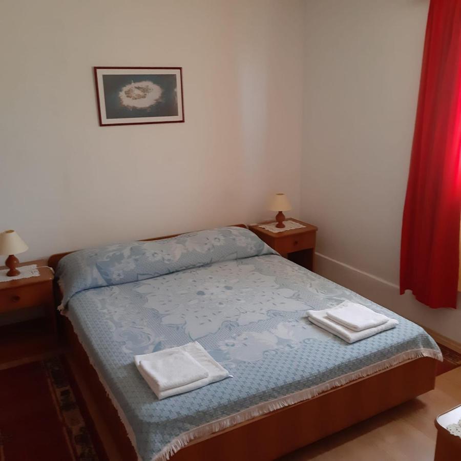 Apartmani Maria Preko Exteriör bild