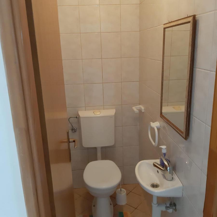 Apartmani Maria Preko Exteriör bild