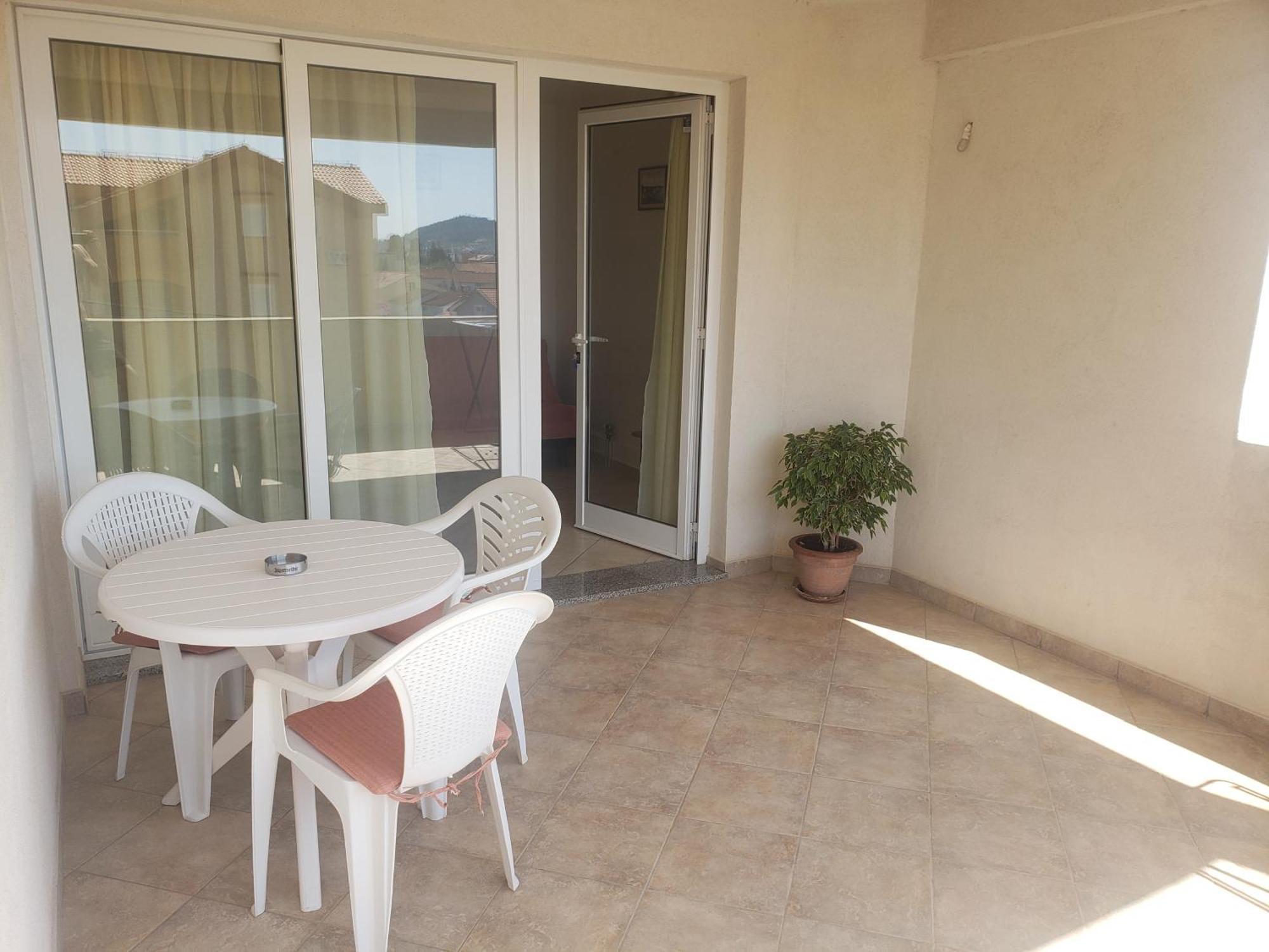 Apartmani Maria Preko Rum bild