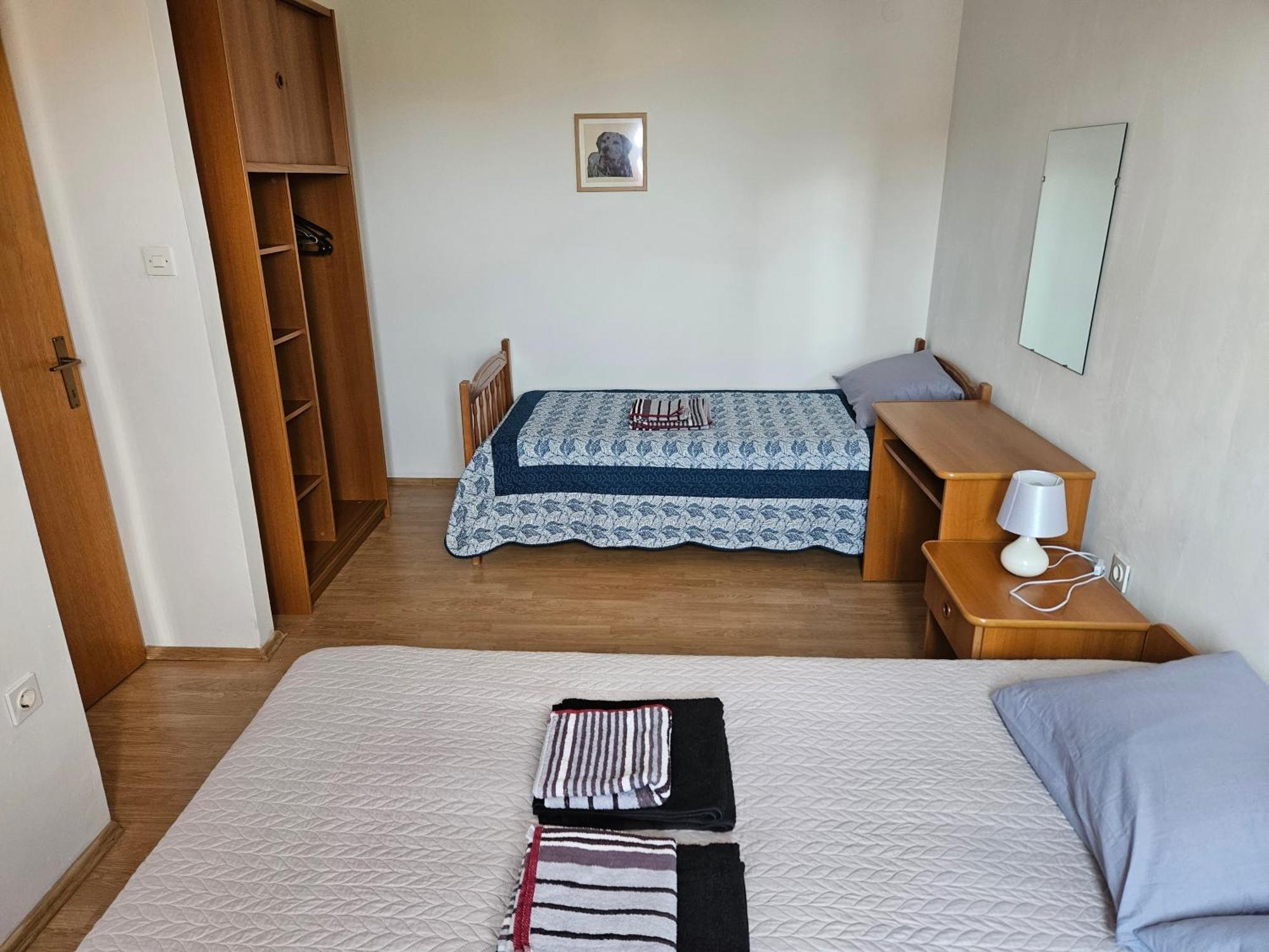 Apartmani Maria Preko Rum bild